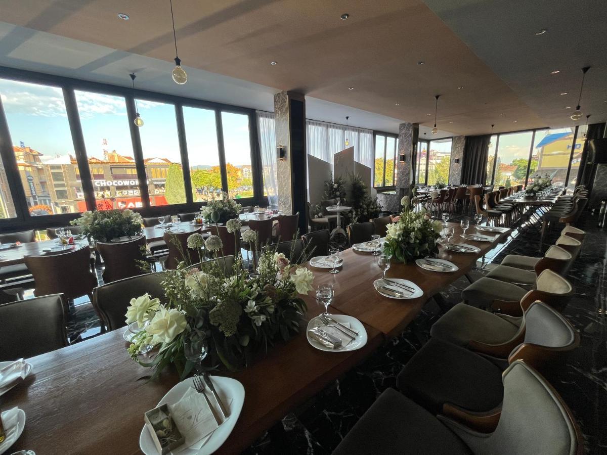 Hotel Beograd סטרוגה מראה חיצוני תמונה